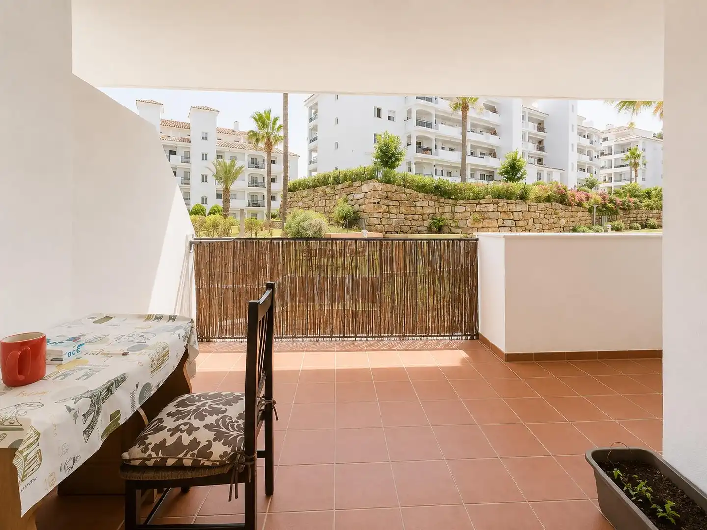 Apartamento con piscina en venta en Calle del Geranio 31, imagen 3