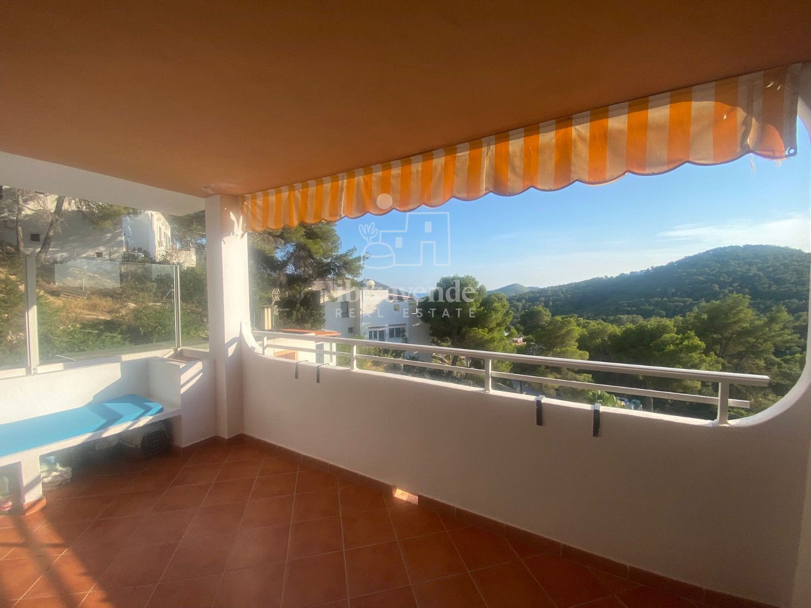 Vista exterior de Àtic en venda en Santa Eulària des Riu amb Aire condicionat, Calefacció i Terrassa