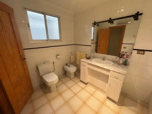 Baño de Finca rústica en venta en Eslida con Terraza, Amueblado y Horno