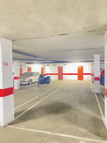 Garaje en Alquiler en Maria Auxiliadora - Barriada de Llera