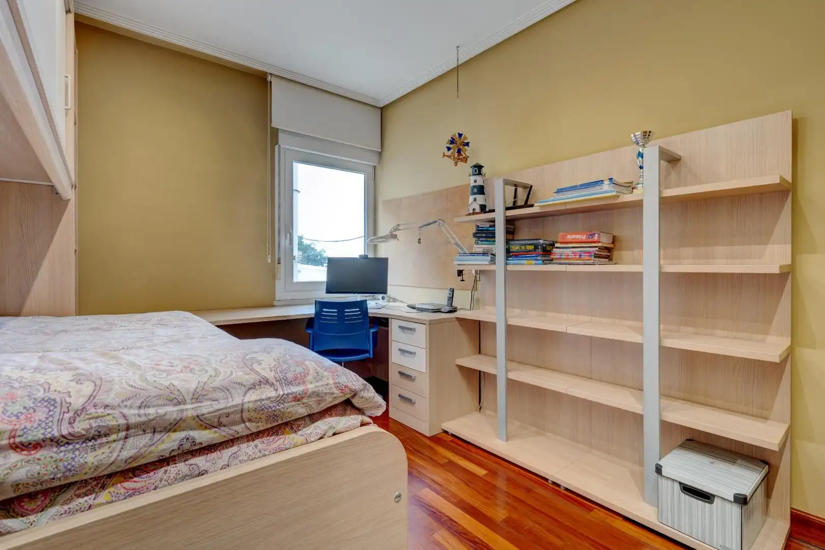 Habitación de Piso en venta en Donostia - San Sebastián  con Calefacción, Trastero y Amueblado