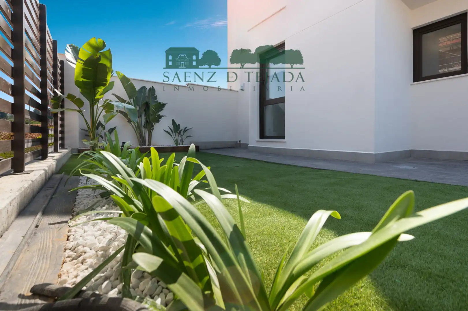 Jardín de Casa o chalet de alquiler en Dos Hermanas con Aire acondicionado, Calefacción y Jardín privado