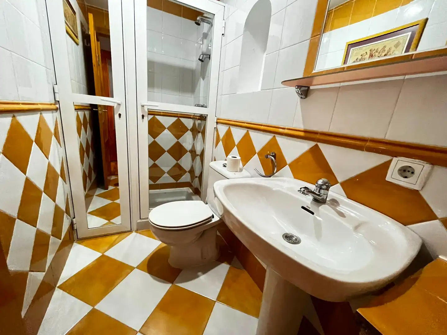 Badezimmer von Maisonette zur Miete in Ciudad Real mit Möbliert