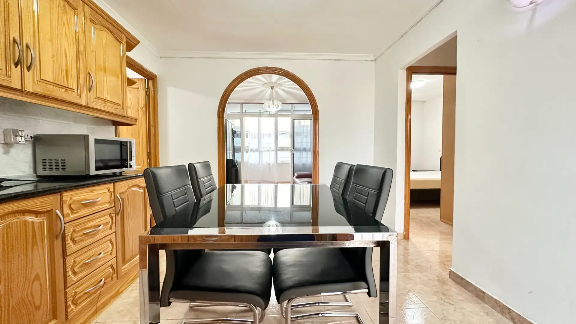 Comedor de Piso de alquiler en San Bartolomé de Tirajana con Amueblado, Lavadora y Microondas