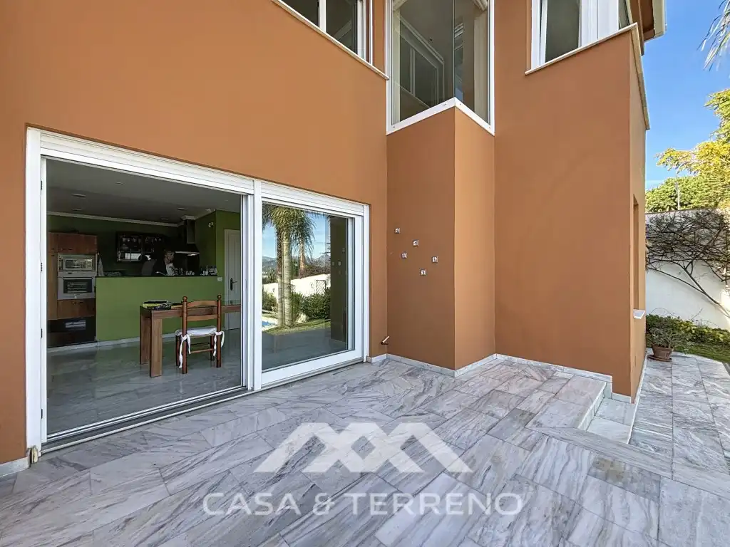 Terrassa de Casa o xalet en venda en Vélez-Málaga amb Aire condicionat i Piscina