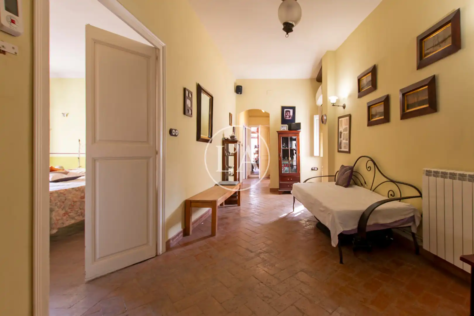 Casa aparellada amb terrassa en venda a Carrer de la Verge de la Pineda, imagen 14