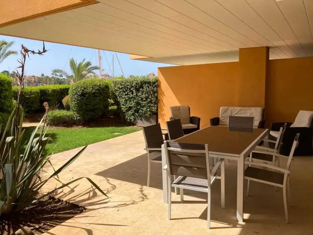 Terraza de Planta baja en venta en Sotogrande con Aire acondicionado, Terraza y Piscina