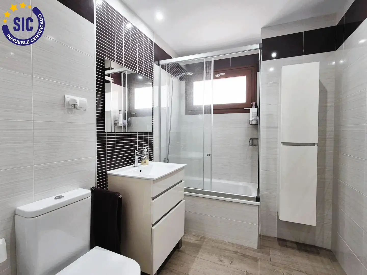 Baño de Casa o chalet en venta en Les Alqueries / Alquerías del Niño Perdido con Aire acondicionado, Calefacción y Terraza