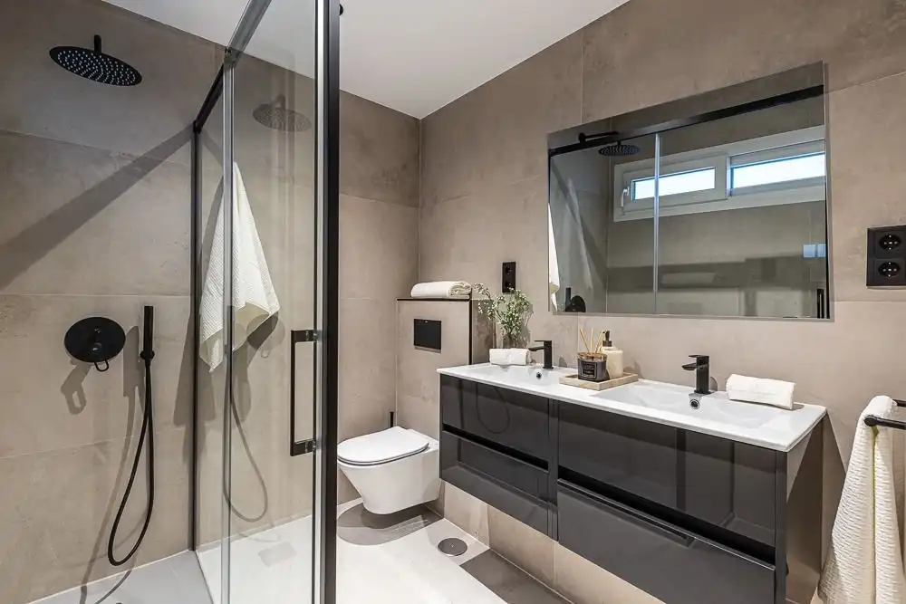 Flat for rent in GUZMÁN EL BUENO, Gaztambide
