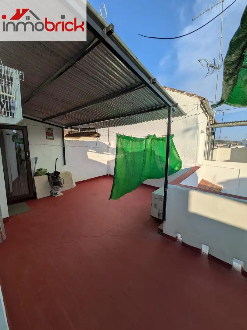 Terrace of Houses for sale in Aguilar de la Frontera  with Air Conditioner and Terrace