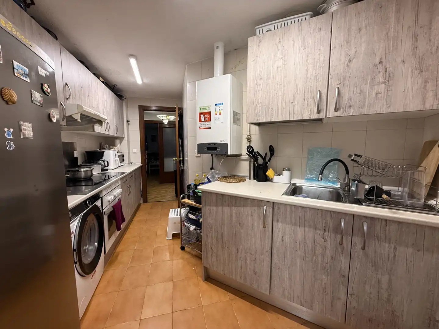 Kitchen of Flat for sale in Madrid  with Heating, Parquet flooring and Terrace