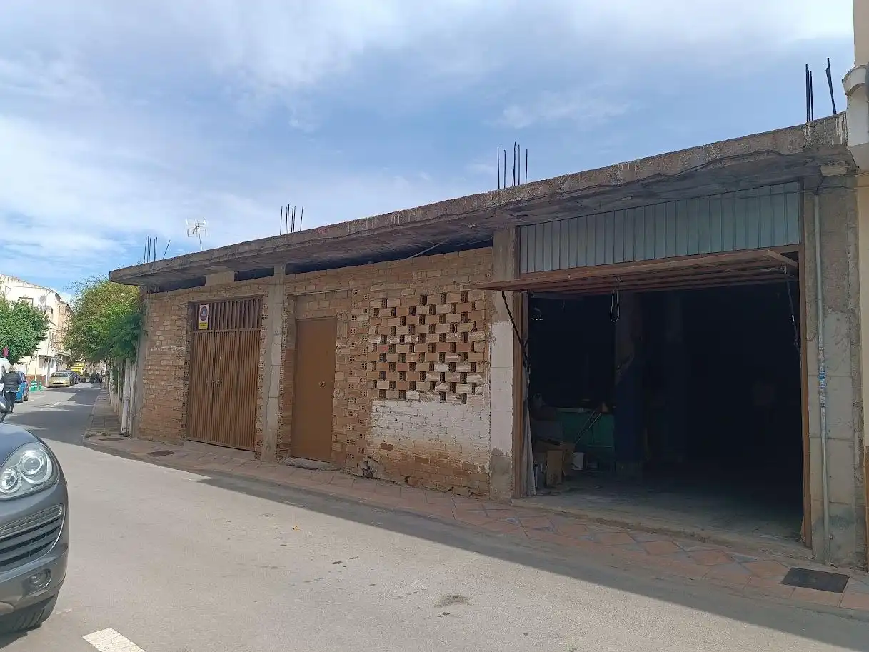 Terreni e lotti in vendita a De San Luis
