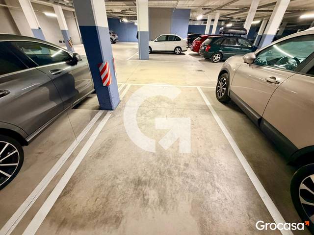 Garaje en Venta en Eixample Sud - La Barceloneta