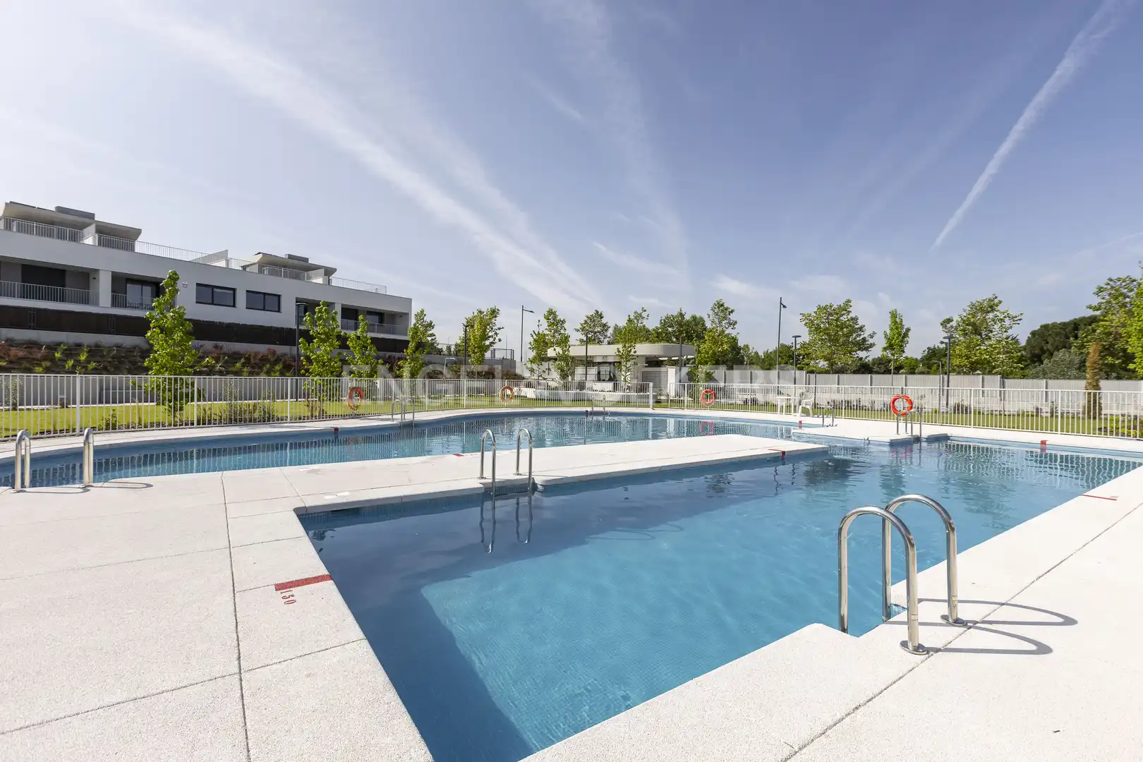 Swimming pool of Detached homes for rent in Boadilla del Monte  with Air Conditioner, Heating and Private garden