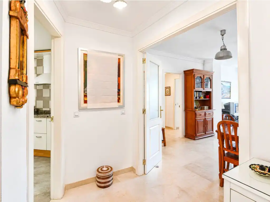 Flat for sale in Fuengirola  with Air Conditioner, Terrace and Swimming Pool