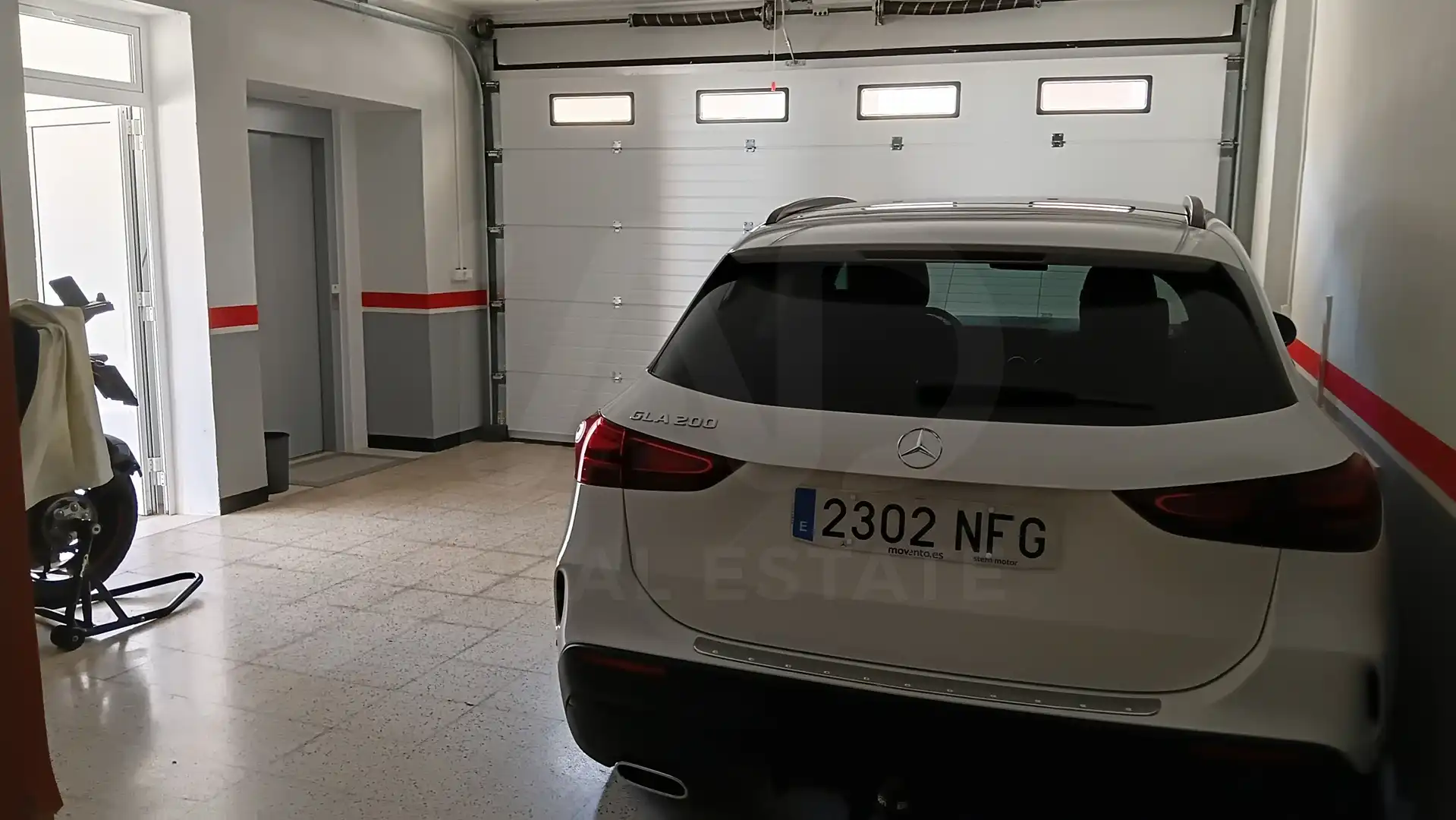 Aparcament de Casa o xalet en venda en Olot amb Aire condicionat, Calefacció i Terrassa