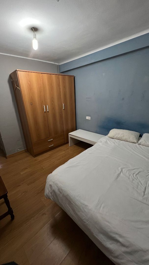 Dormitori de Pis en venda en Badalona amb Aire condicionat, Calefacció i Parquet