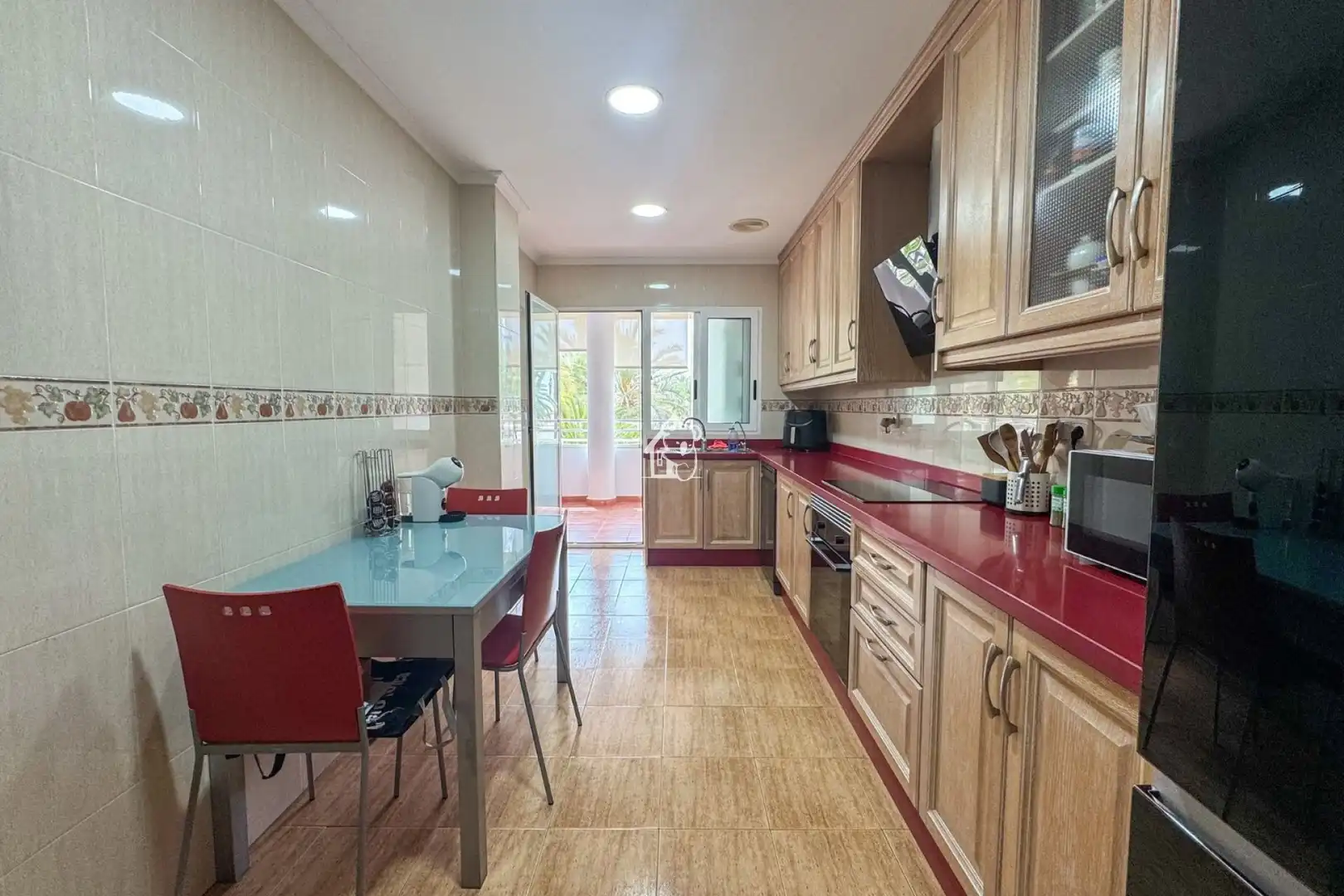 Cocina de Apartamento en venta en Elche / Elx con Aire acondicionado, Terraza y Amueblado