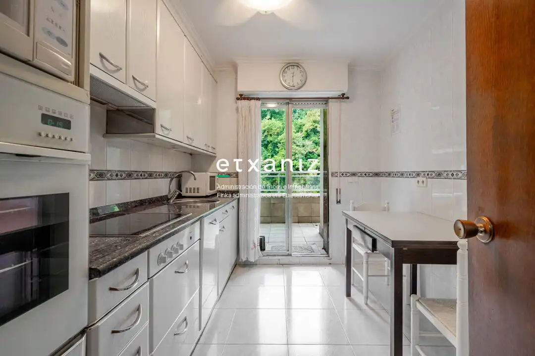 Piso con ascensor en venta en Catalina de Erauso Kalea, imagen 11