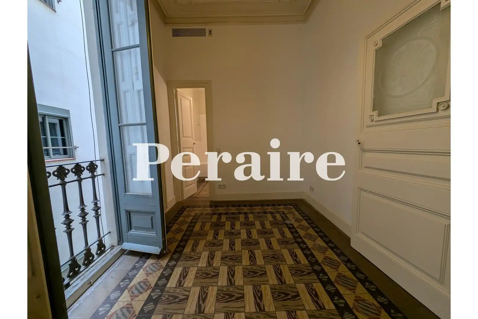 Wohnung zur Miete in Barcelona mit Heizung und Balkon