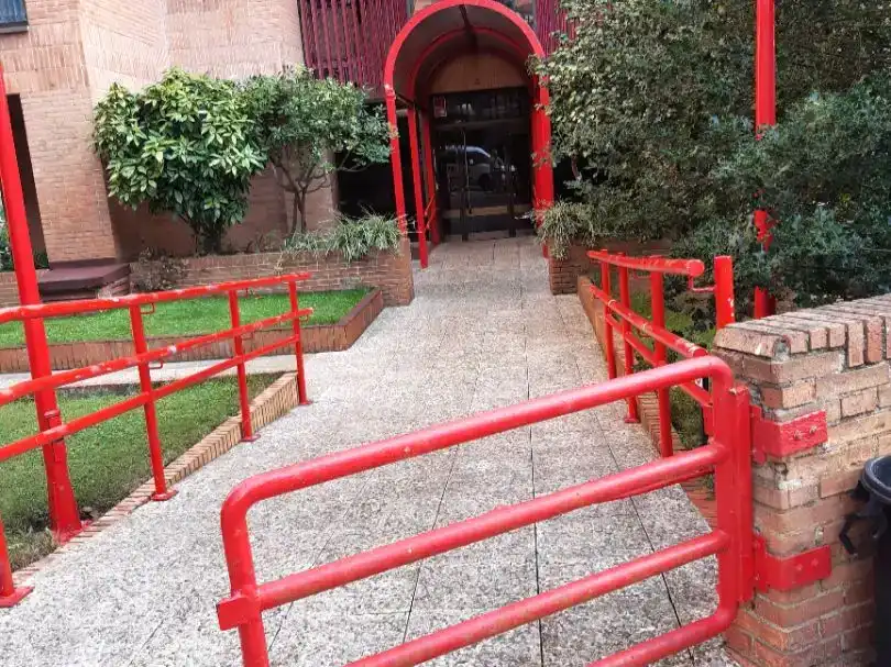 Piso en venta en Oviedo  con Jardín privado, Parquet y Trastero