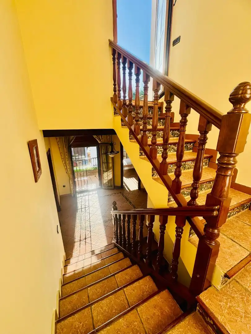 Chalet con terraza en venta en Calle Río Guadiaro 13, imagen 49