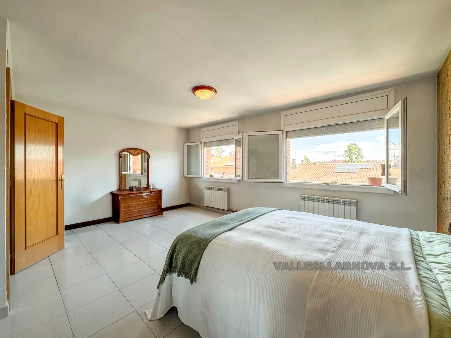 Habitación de Casa o chalet en venta en Mollet del Vallès con Calefacción, Jardín privado y Parquet