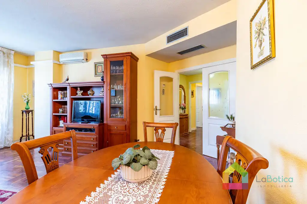Flat with lift for sale in Argés, imagen 8