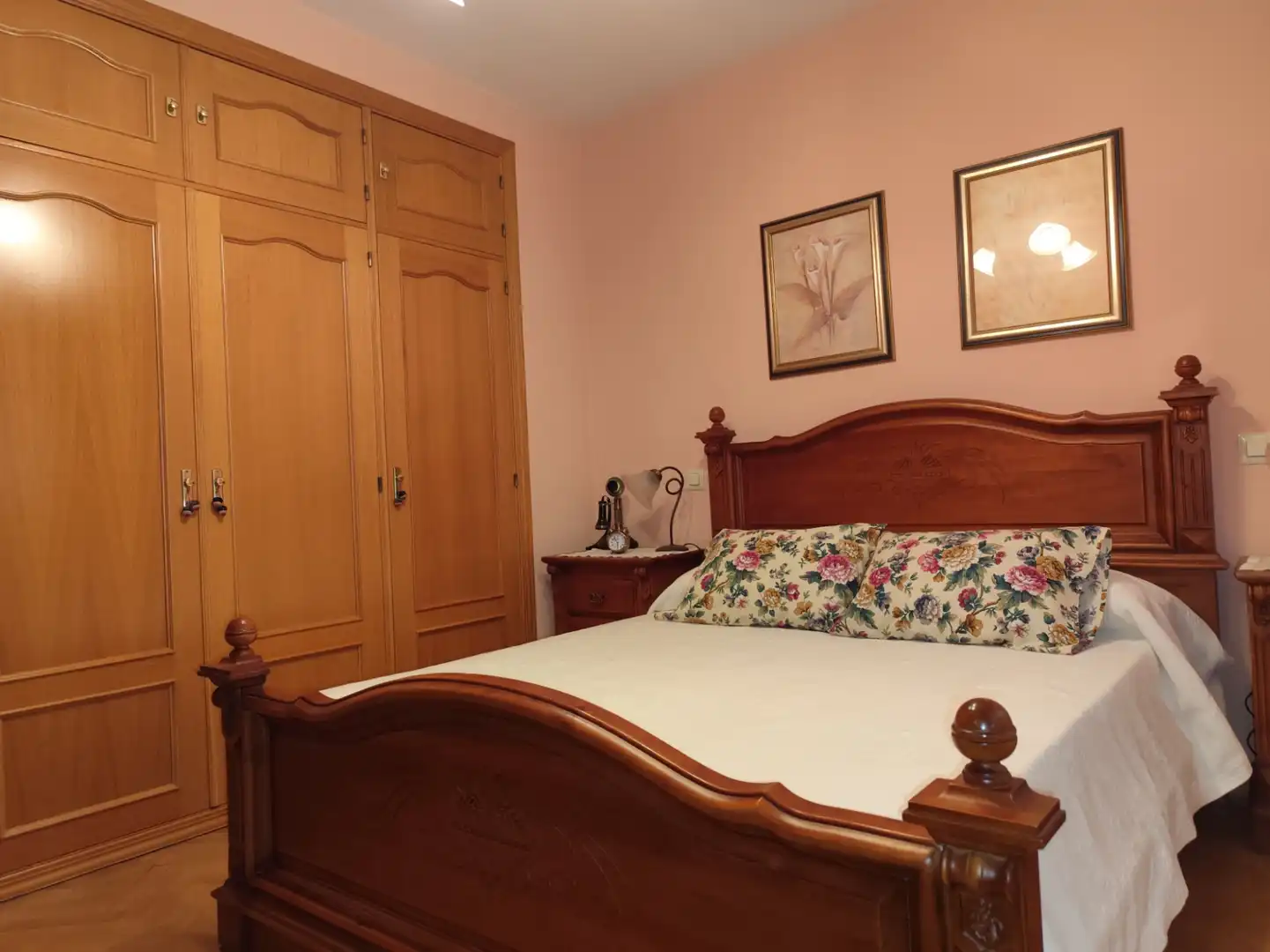 Bedroom of Detached homes for sale in Móstoles  with Heating, Private garden and Parquet flooring