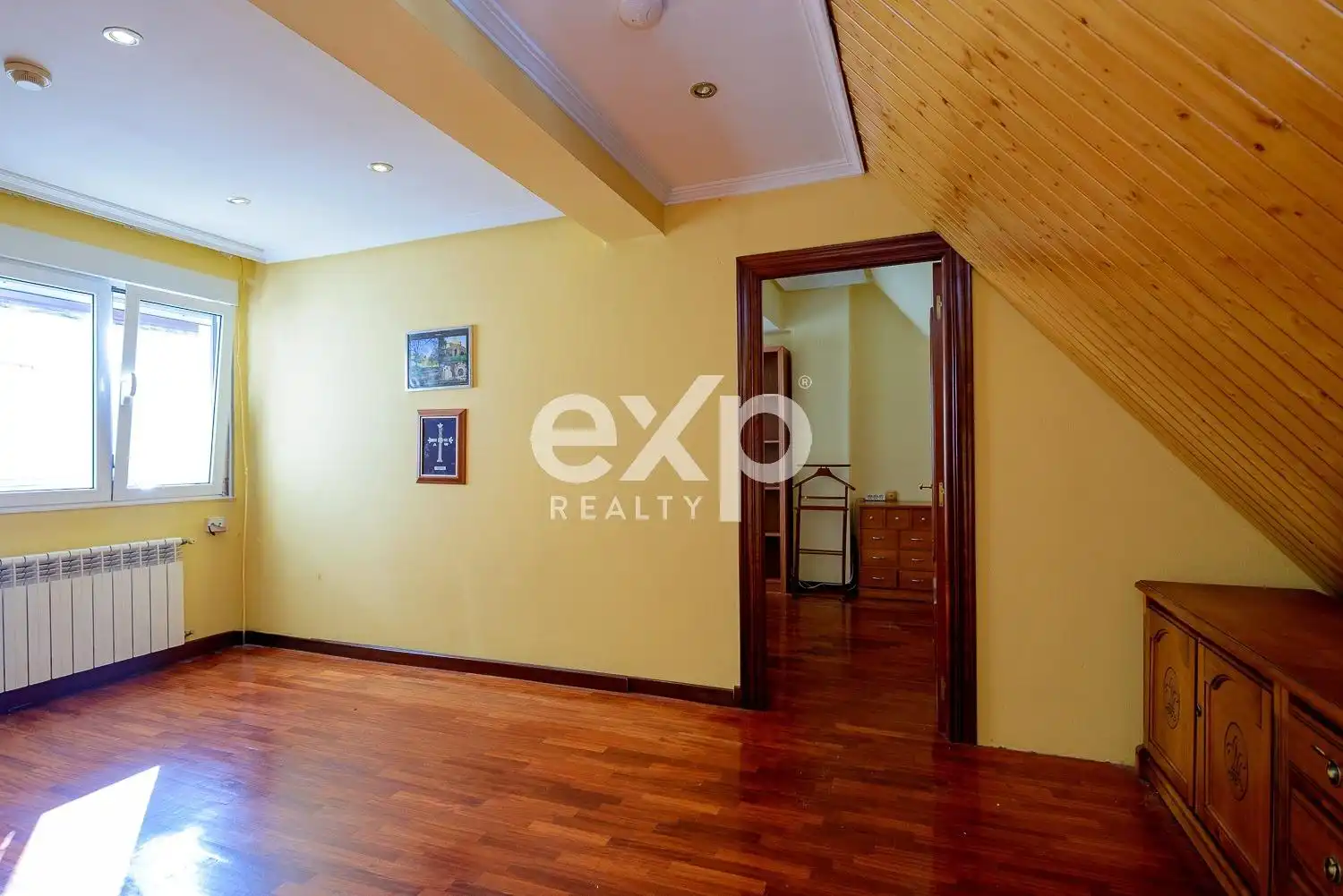 Flat for sale in Oviedo   with Heating, Parquet flooring and Furnished