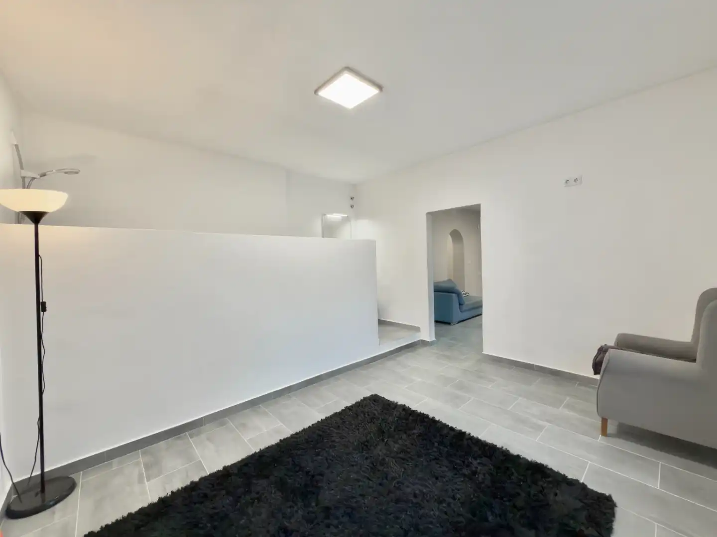 Ground floor for sale in Bornos  with Air Conditioner, Private garden and Furnished