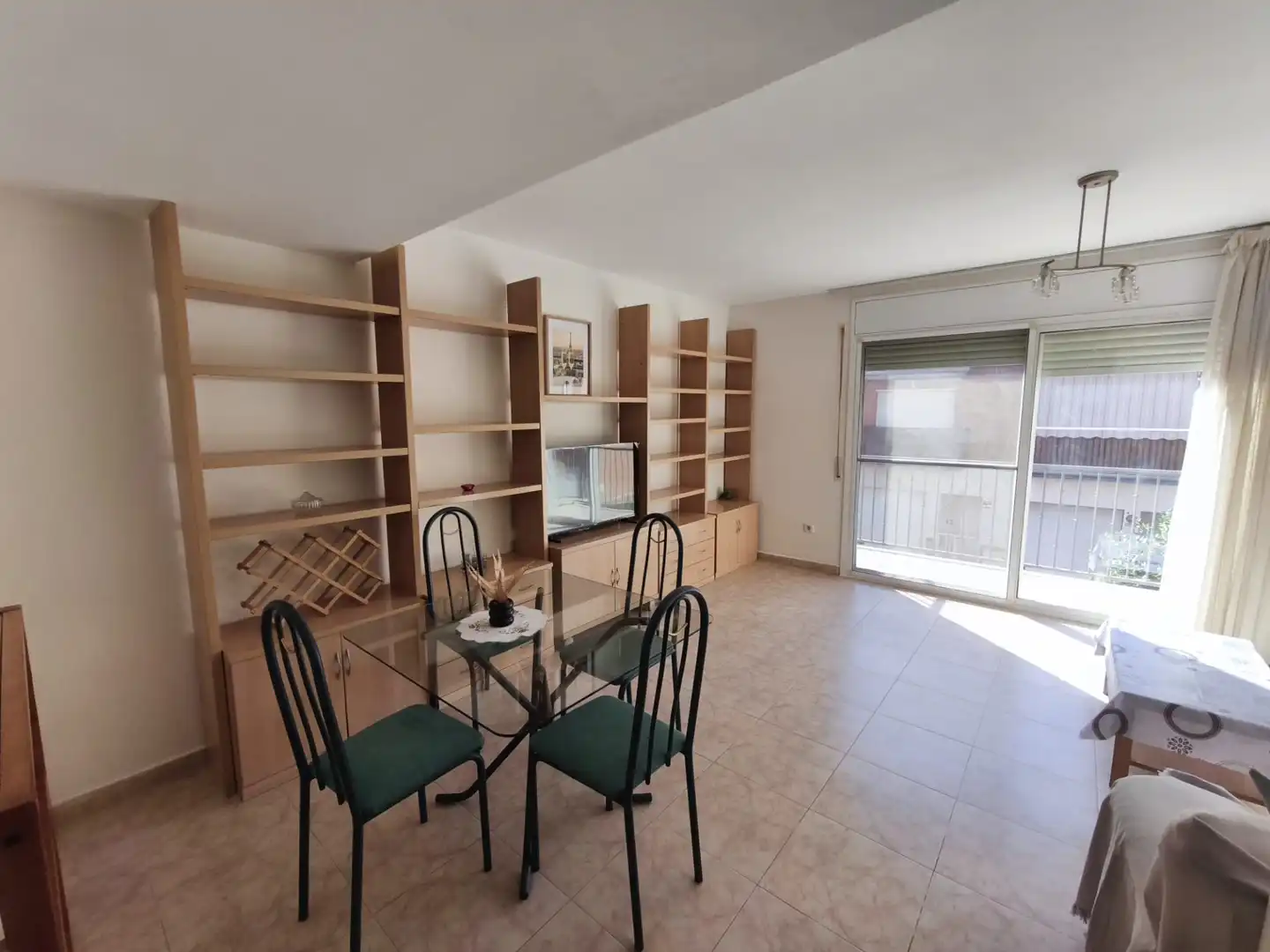 Sala d'estar de Casa adosada en venda en Cambrils amb Aire condicionat, Calefacció i Jardí privat