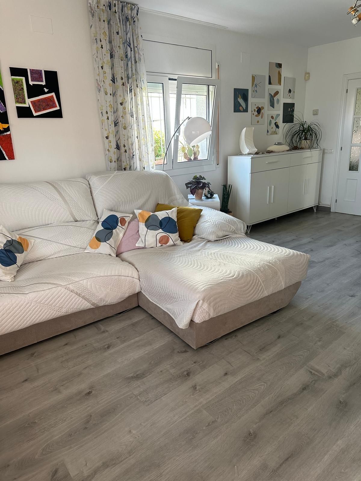 Sala d'estar de Casa o xalet en venda en Calafell amb Calefacció, Jardí privat i Terrassa