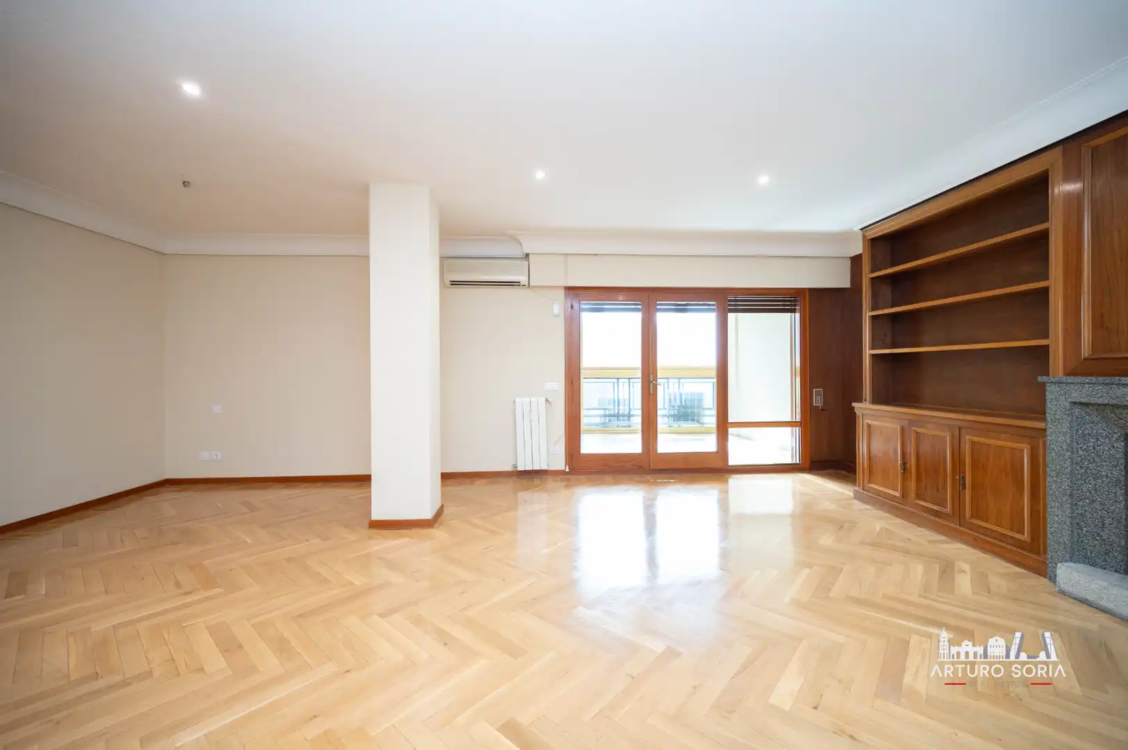 Sala de estar de Piso de alquiler en Madrid con Aire acondicionado y Piscina comunitaria