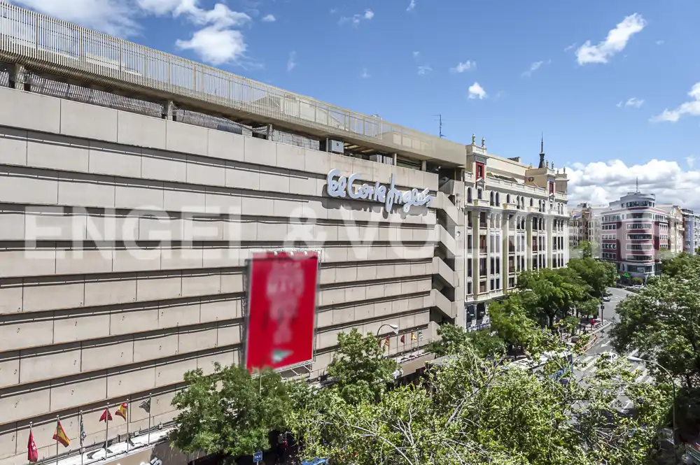 Exterior view of Flat for rent in Madrid  with Air Conditioner, Heating and Furnished