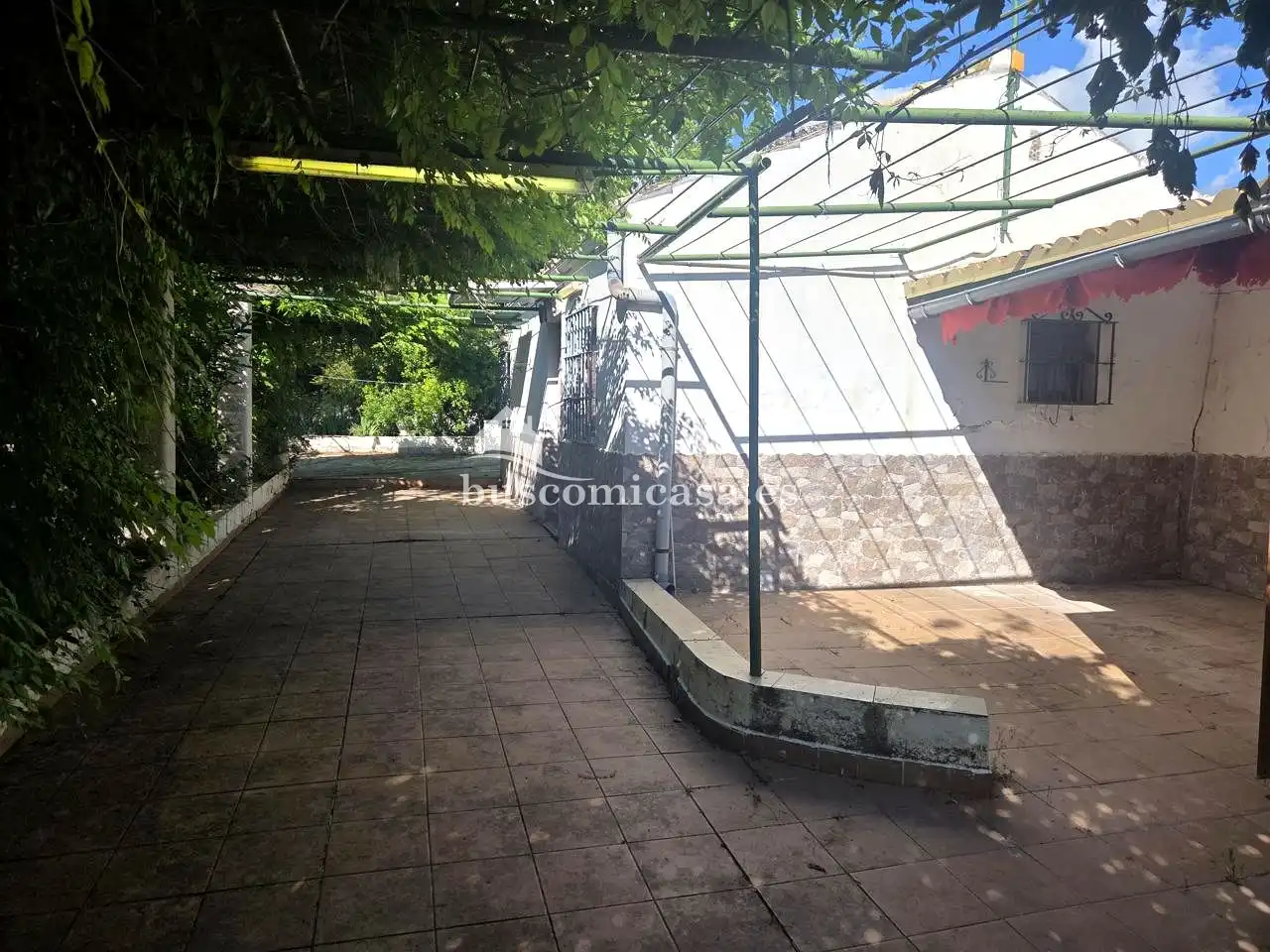 Terrassa de Casa o xalet en venda en Jaén amb Jardí privat, Traster i Moblat