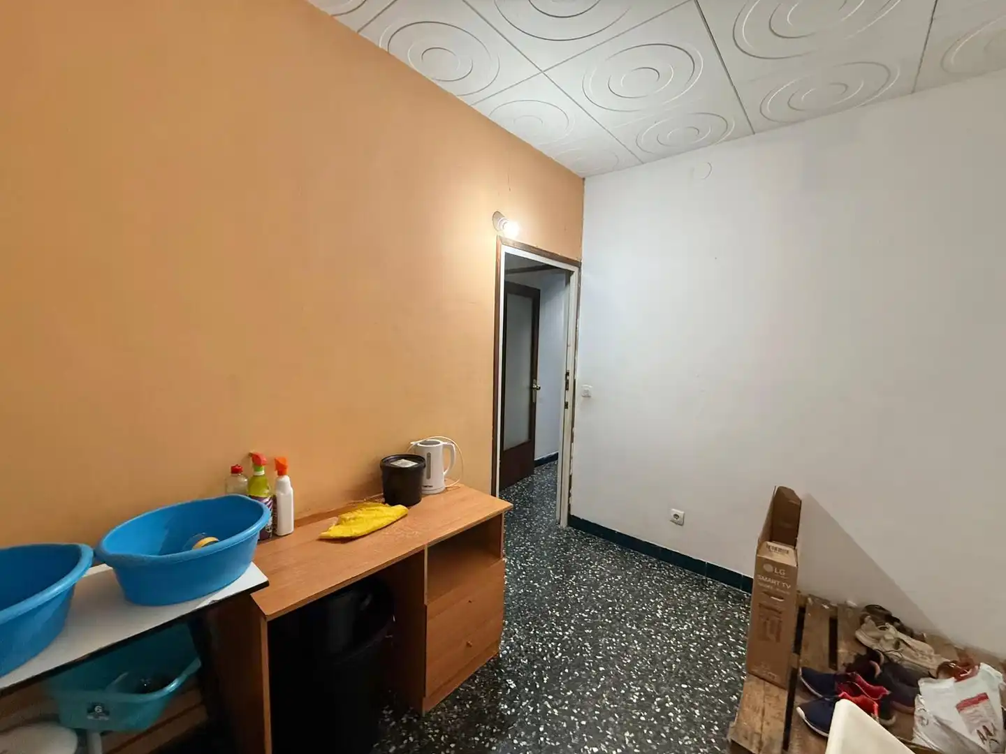 Local comercial en venda a Carrer del Doctor Candi Bayés, imagen 2