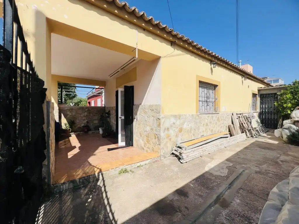 Außenansicht von Geschaftsraum zum Verkauf in Calvià mit Klimaanlage und Terrasse