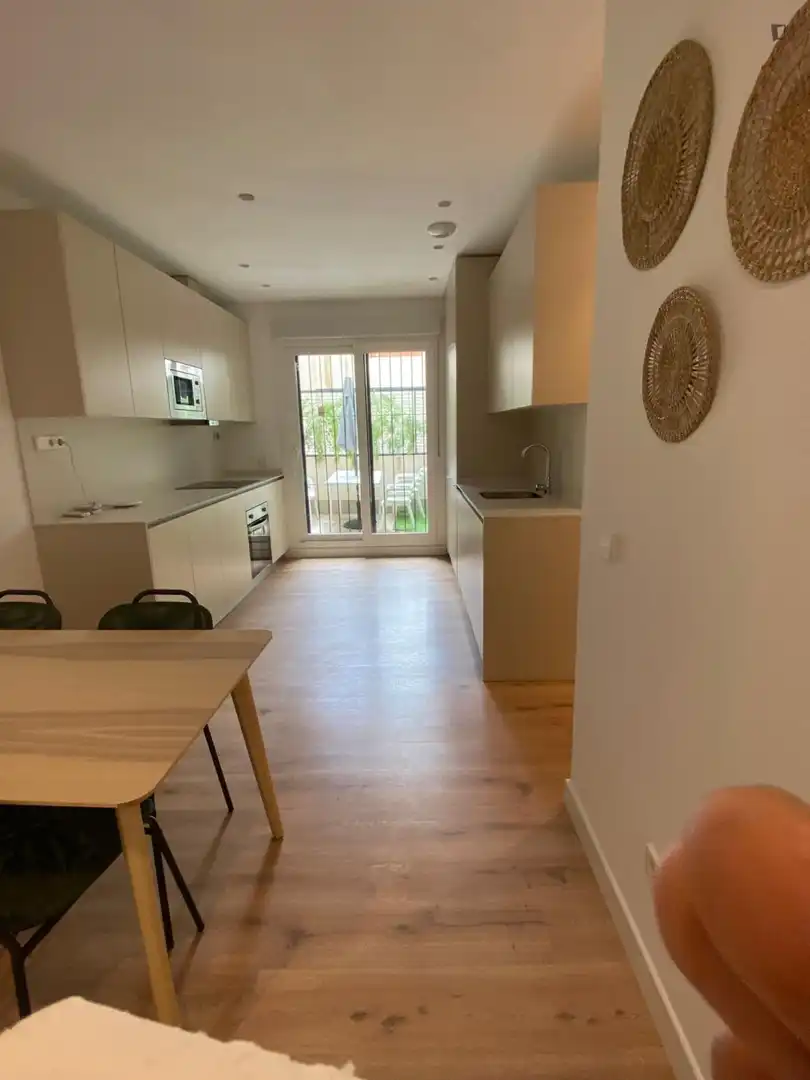 Cocina de Apartamento de alquiler en Madrid con Aire acondicionado, Amueblado y Horno