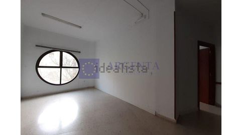 OFICINA 2 BAÑOS, immagine 2