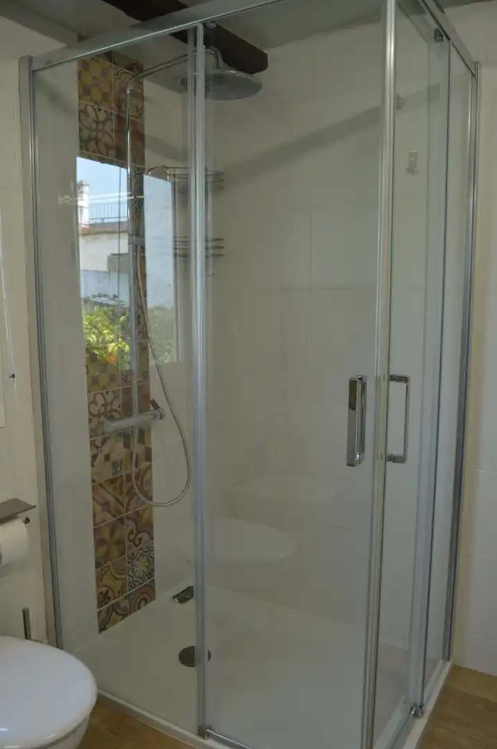Badezimmer von Haus oder Chalet zum Verkauf in Córdoba mit Klimaanlage, Heizung und Terrasse
