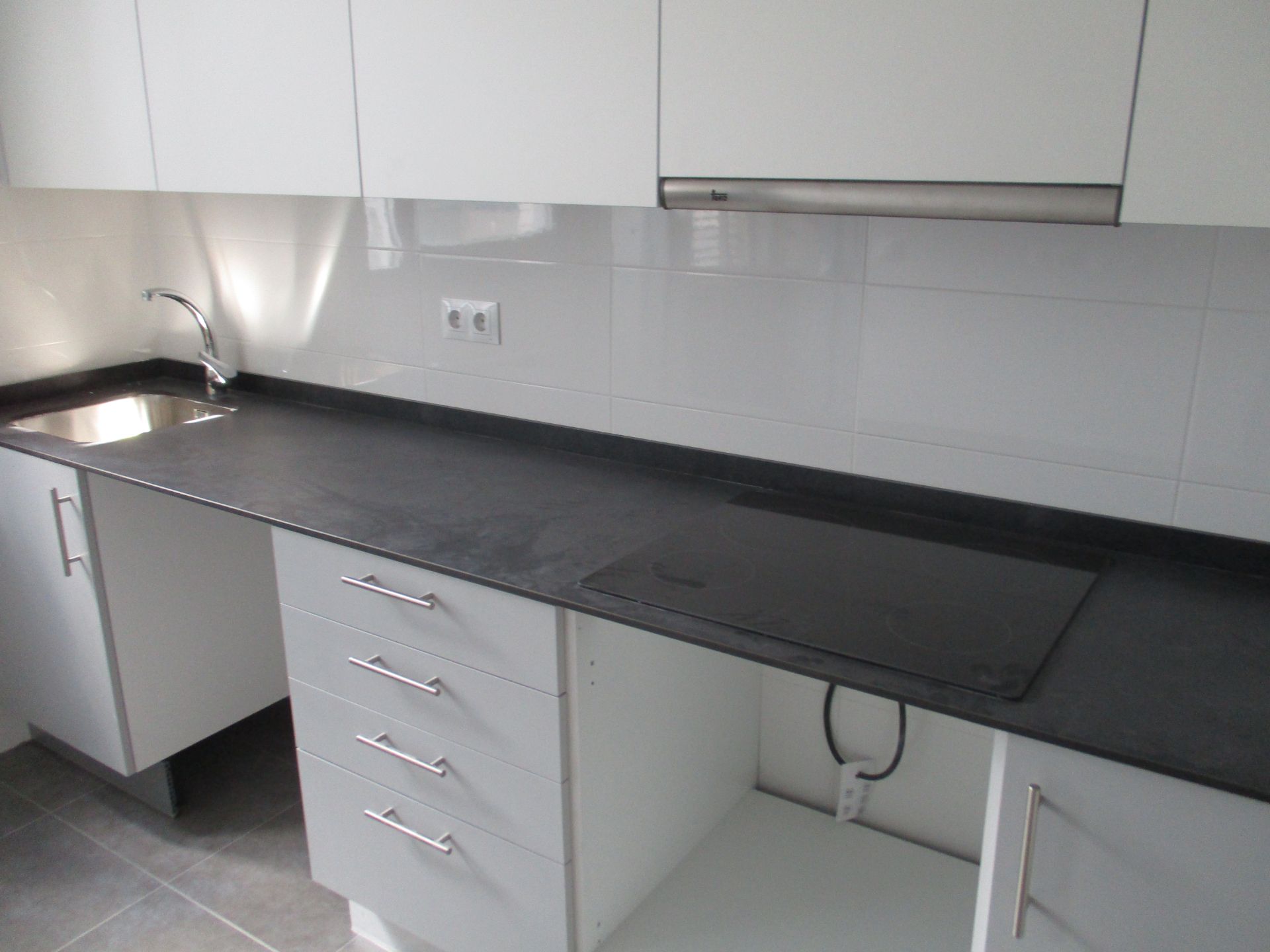 Kitchen of Flat for sale in  Madrid Capital  with Air Conditioner, Heating and Oven
