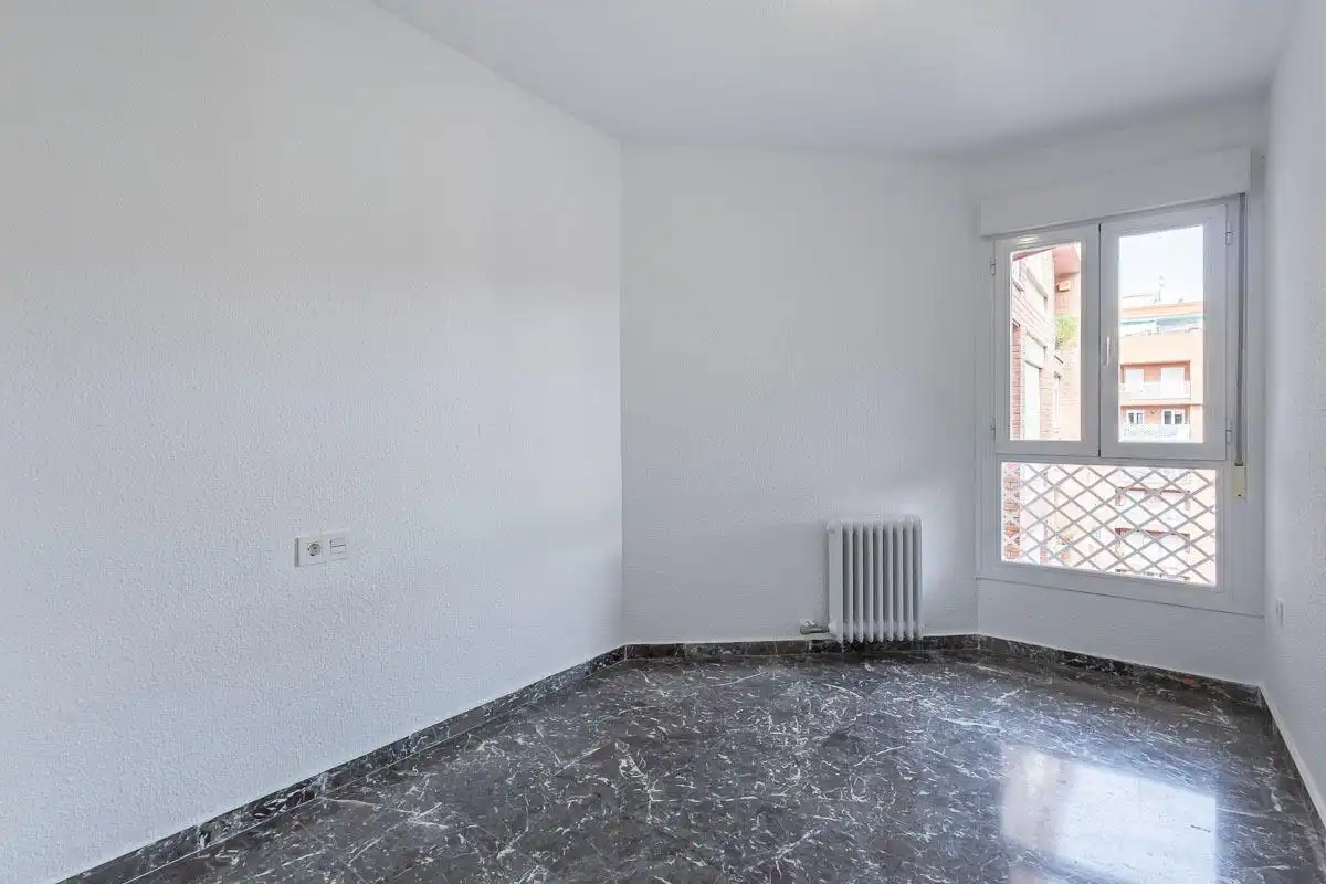 Bedroom of Flat for rent in Granada  with Balcony and Community pool