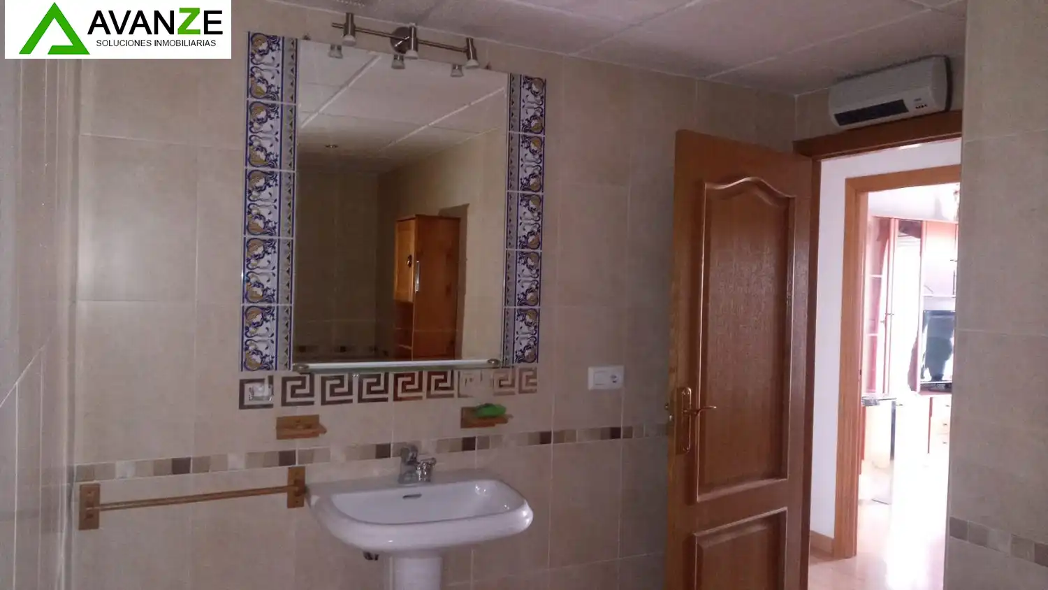 Baño de Piso en venta en Mérida con Calefacción y Trastero