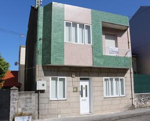 Exterior view of Single-family semi-detached for sale in Vilagarcía de Arousa  with Balcony