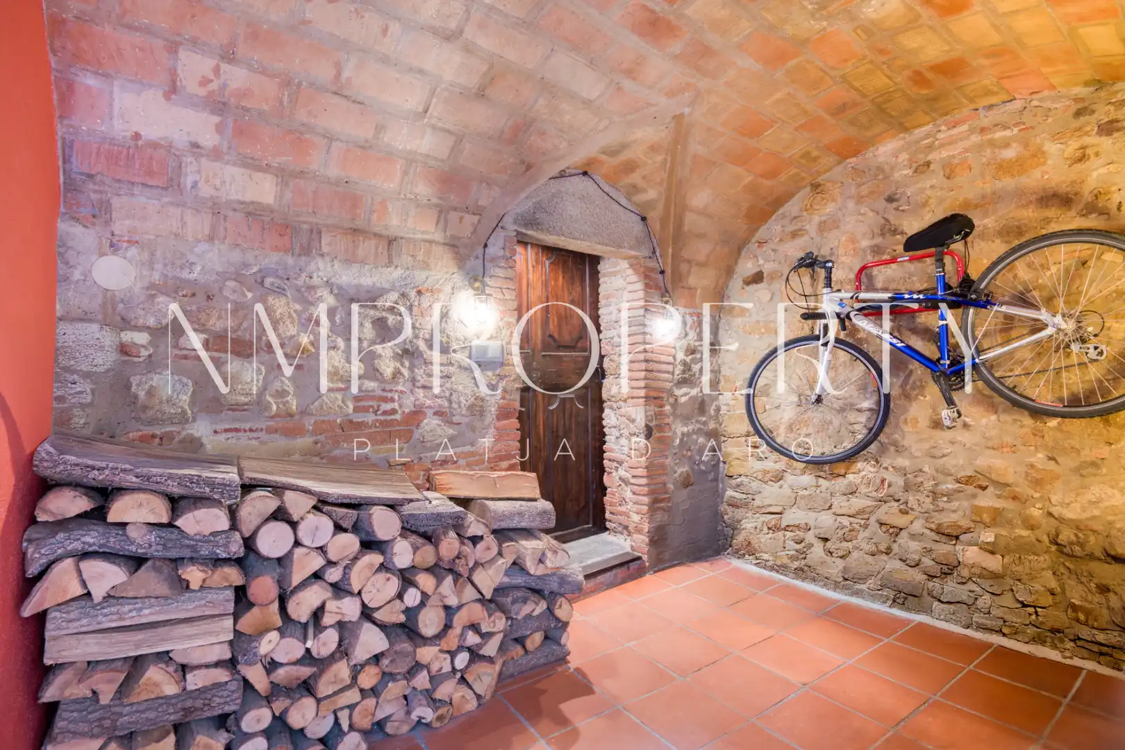 Finca rústica de alquiler en Castell d'Aro, Platja d'Aro i s'Agaró con Jardín privado, Terraza y Amueblado