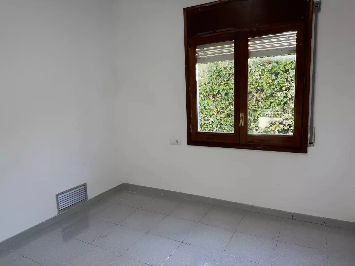Garden of Houses for sale in Girona  with Air Conditioner, Heating and Terrace