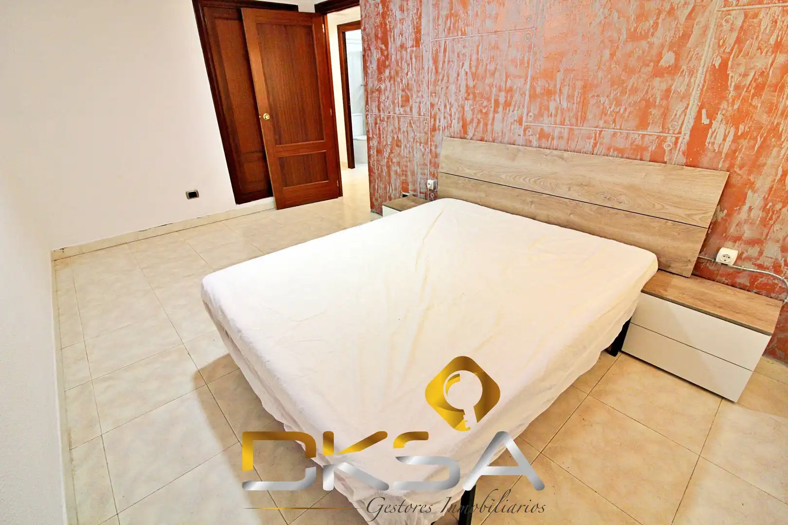 Schlafzimmer von Erdgeschoss zum Verkauf in Vila-real mit Klimaanlage, Heizung und Möbliert