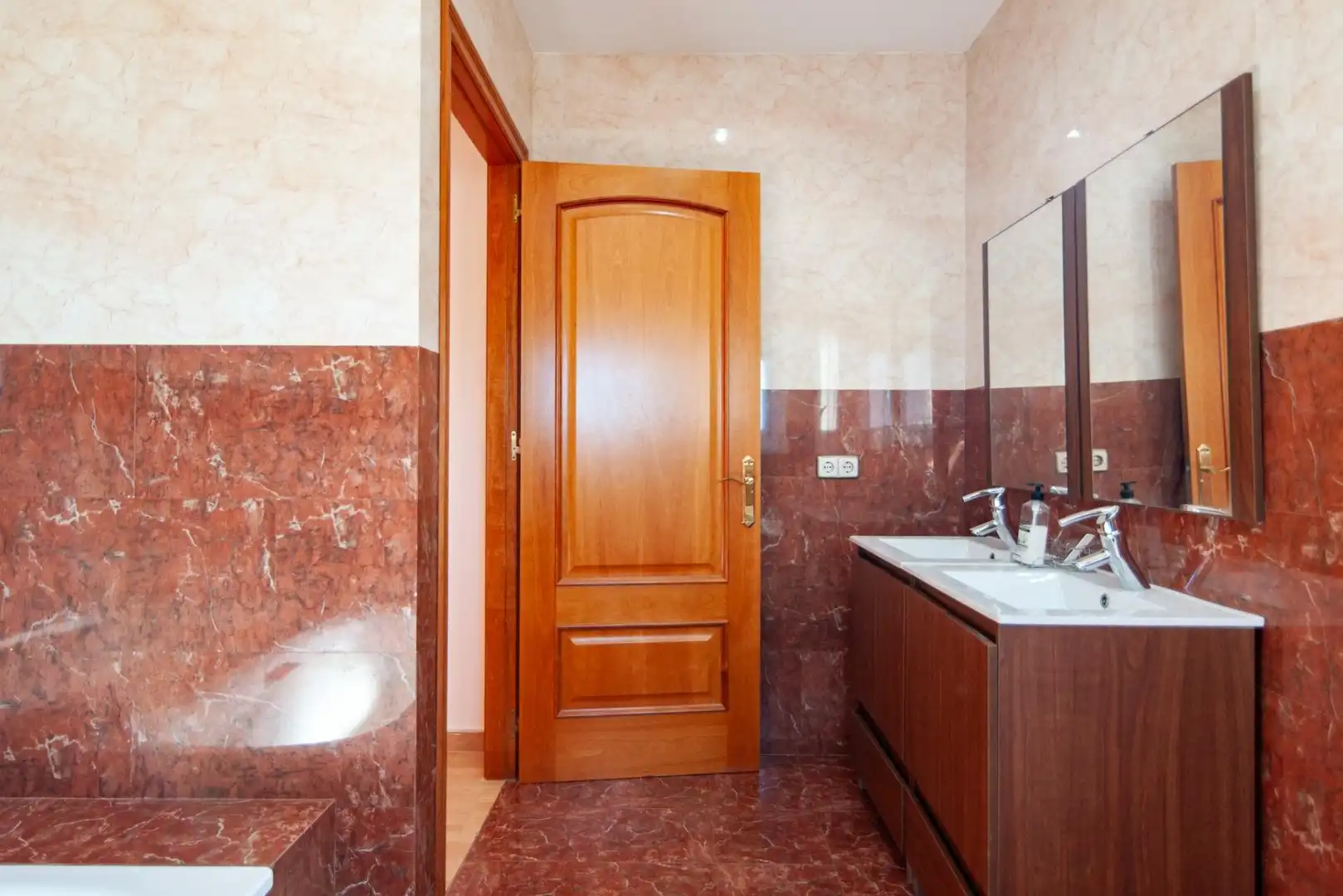 Casa amb terrassa en venda a Calle del Pintor Dalí, imagen 44