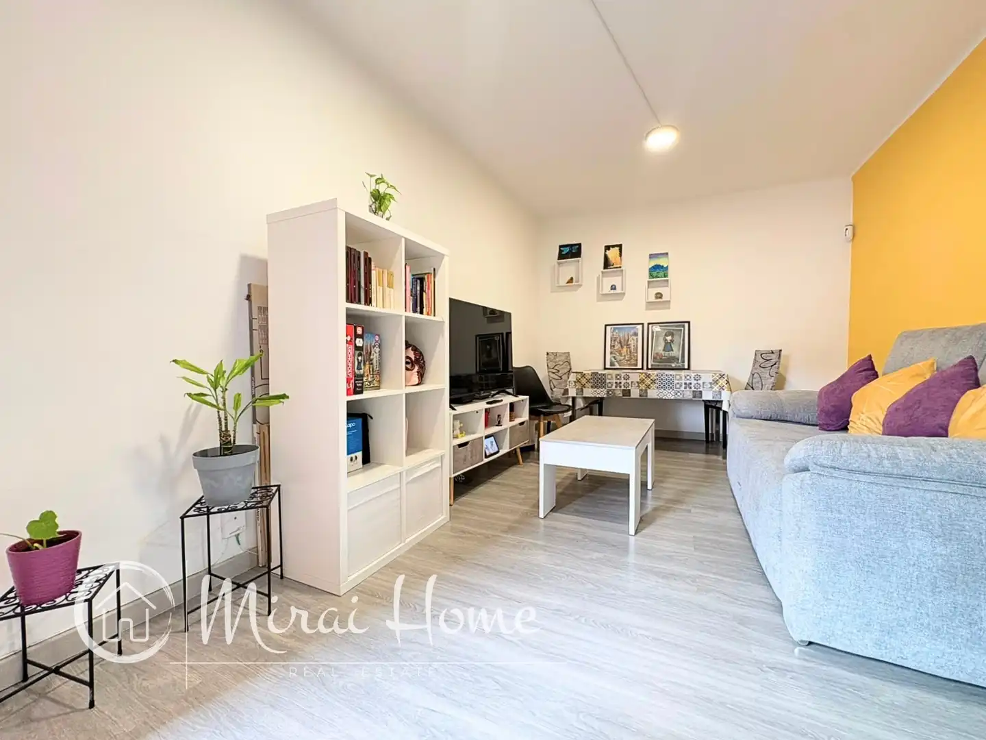 Sala d'estar de Pis en venda en Granollers amb Parquet i Terrassa
